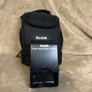 Kodak Ni-MH Rapid Battery Charger K4500 for Rechargeable Batteries AA Size &Case
